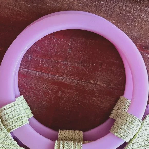 LIZ CLAIBORNE PINK LUCITE HANDLE GREEN KNIT PURSE VINTAGE! - Picture 2 of 4